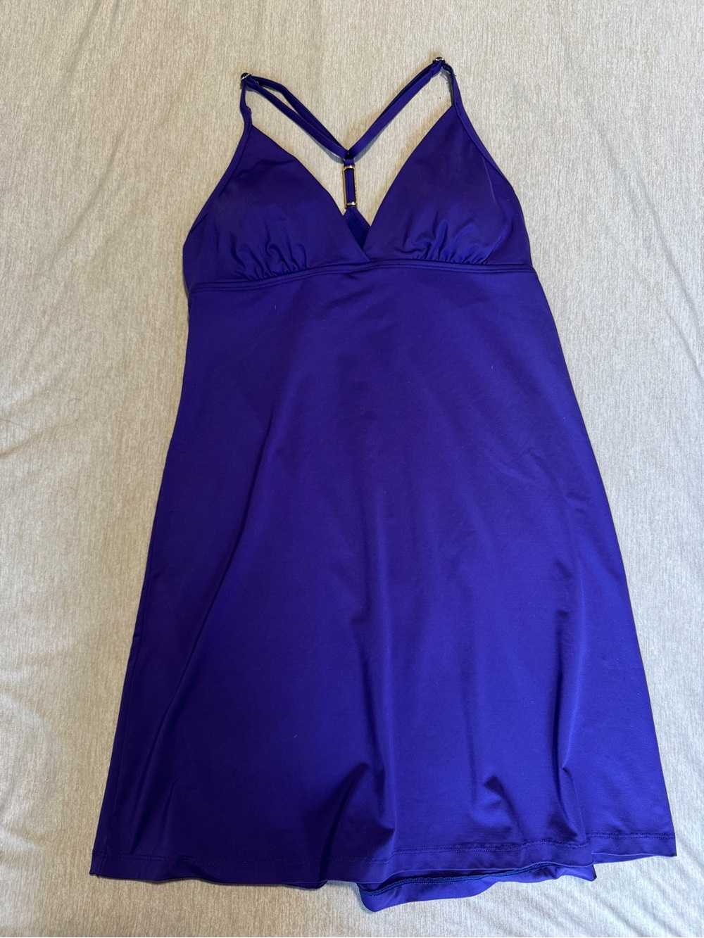 Laundry By Shelli Segal Purple Stretch Fabric Top with Logo Plate